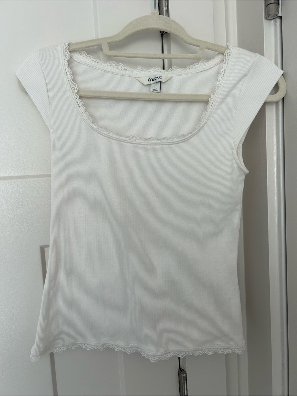 Maeve by Anthropologie off white Lace-Trim Ribbed Cap Sleeve Top